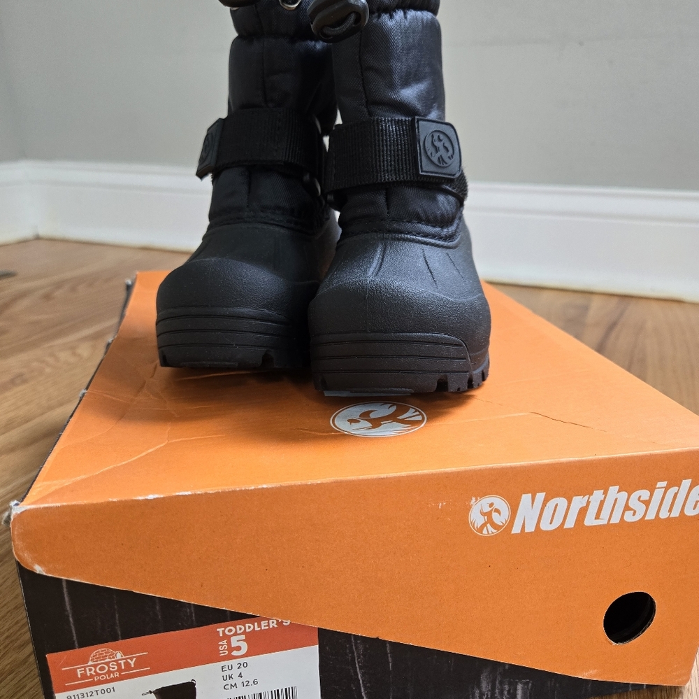 Northside Frosty Insulated Winter Snow Boots for Girls and Boys, Size 5